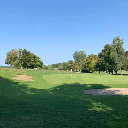 Le Charme Proche Des Thermes *